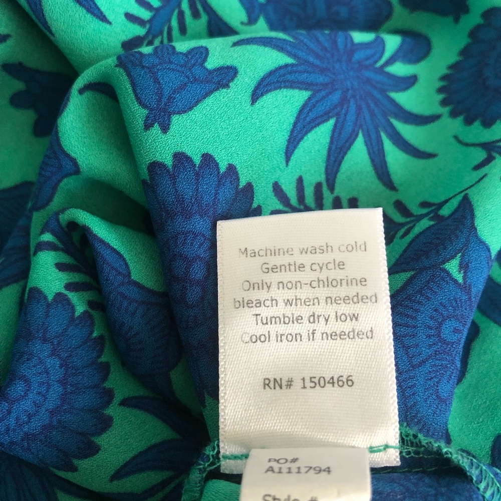 [41 Hawthorn] Stitch Fix Breyson Pleat Detail Sleeveless Top - Picture 6 of 10